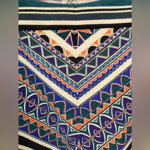 Patterned & Colorful Dress size 8 - Picture 2 of 6